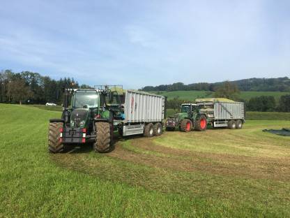 Bild 7:Gras / Mais häckseln