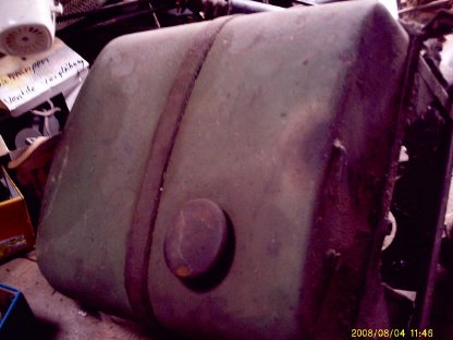 Bild 2:Traktortank Steyr 15