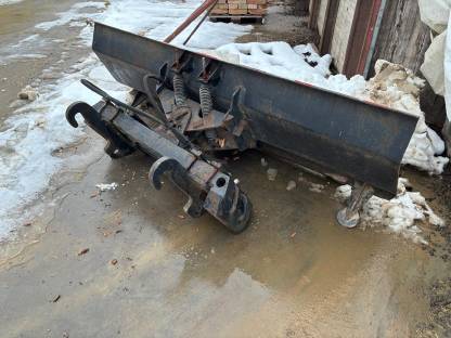 Schneeschild 2 m mit Weidemann-Aufnahme