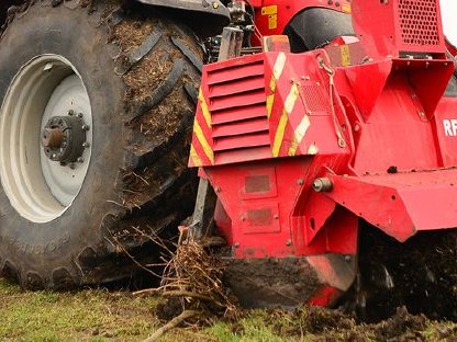 Bild 2:Forstmulchen Forstfräsen Stockfräsen Steinfräsen Aufforstung