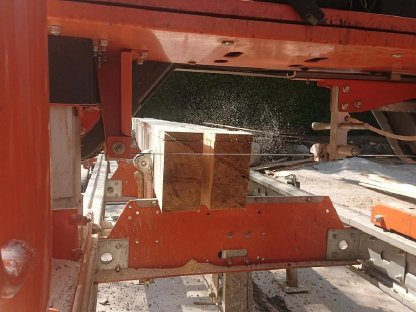 Bild 3:Lohnschnitt, mobieles Sägewerk, Lohnsägen