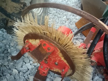 Bild 2:Humus Interplanet Zwischenstockkreisel Weinbau Obstbau