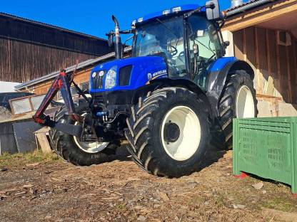 New Holland T6020