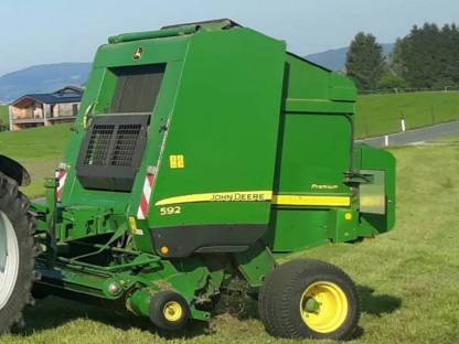 John Deere Rundballenpresse 592