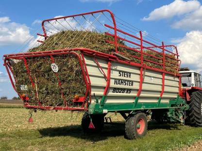 Steyr 8028 KS Ladewagen