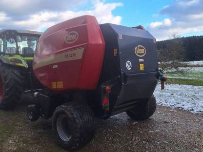 Bild 2:Vicon RF3225 Rundballenpresse