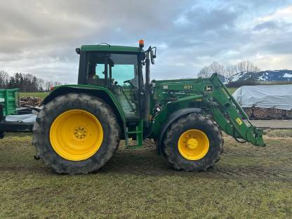 John Deere 6410