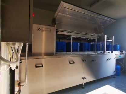 Bild 5:Flaschenwaschanlage, Durchlauf-Waschanlage