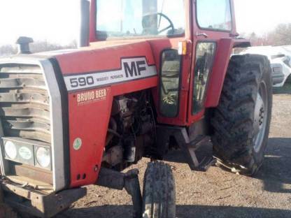 Massey Ferguson 590