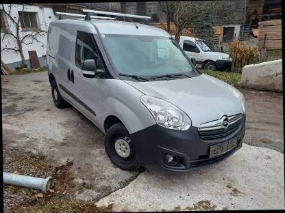 Auto Opel Compo