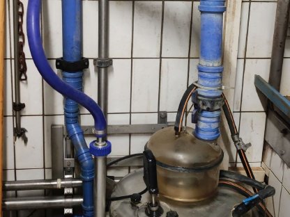 Bild 3:Alfa Laval Tandem Melkstand Doppel 3er