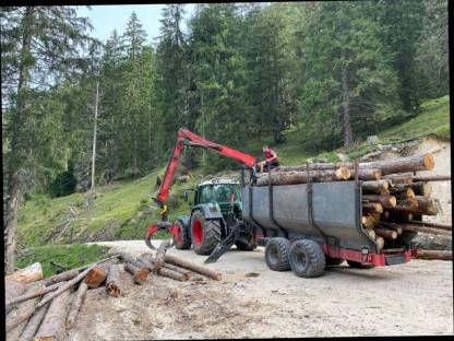 Rückewagen Stepa 12 t mit 7590 TZK