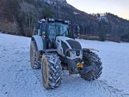 Valtra N143 Direct