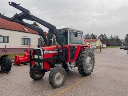 Massey Ferguson 590