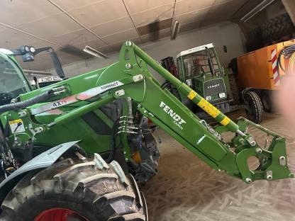 Fendt Cargo 4x75 Compact