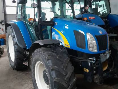 New Holland T 5040