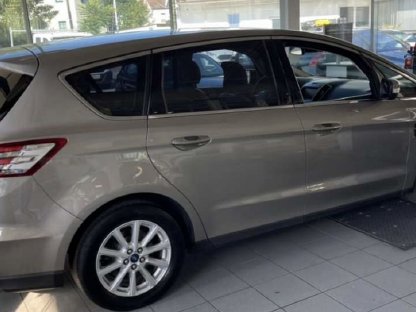 Bild 2:Ford S-MAX 2,0 TDCI Titanium Allrad Automatik