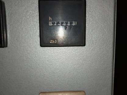 Bild 5:Notstromaggregat VEB MAN-System 6-Zylinder Diesel 75 kVA