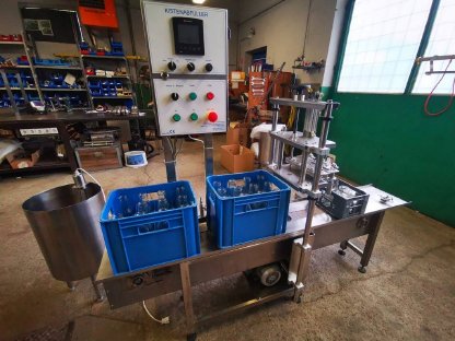 Bild 2:Flaschenabfüller, Kistenabfüller