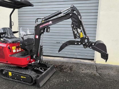 Minibagger Rhinoceros Modell KS10-8S