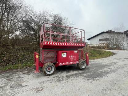 Scherenbühne 13 m Arbeitsbühne Hubsteiger 4x4