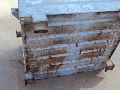 Bild 4:Container, Stapelkipper