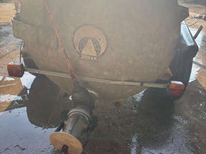 Bild 4:Bauer Güllefass