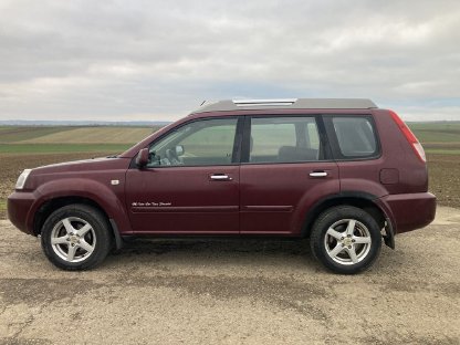 Nissan X-Trail Bj2004 176500km Allrad Gutachten 8-25 6000€