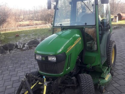 Bild 2:John Deere 2320