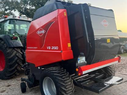 Kuhn VB 2190 Rundballenpresse