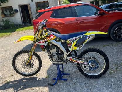 Suzuki RMZ 250 Vollcross