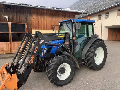 New Holland TN70DA