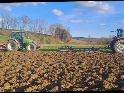 Bild 5:Schälpflug 9-Schar Aufsattel-Beetpflug