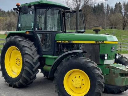 John Deere 3350