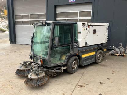 Kehrmaschine Swingo 250