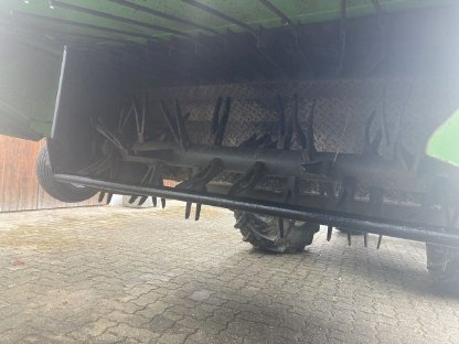 Bild 3:Kverneland Aufbereiter TK300