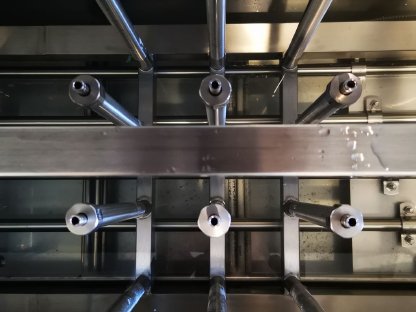 Bild 4:Flaschenwaschanlage, Durchlauf-Waschanlage