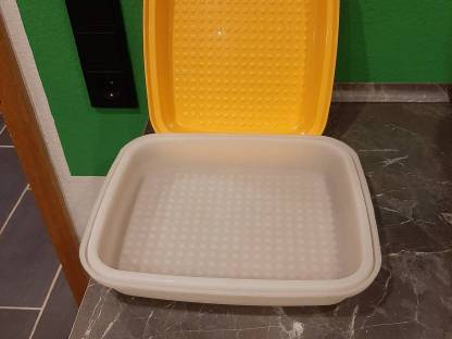 Tupperware Brot Behälter neu