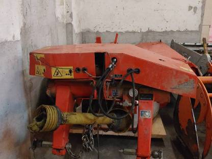 Kuhn Heckmähwerk mit Aufbereiter Liftcontroll