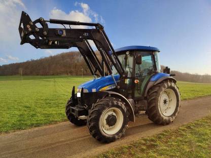 New Holland TD 5040 mit Frontlader Trima +3.1