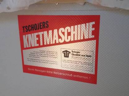 Knetmaschine und Backofen