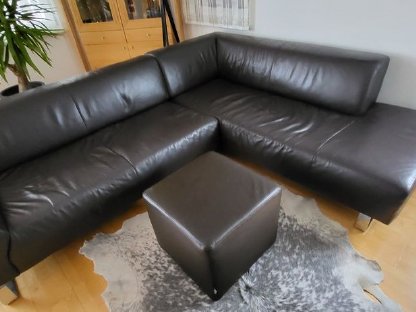 Bild 4:Echt Ledercouch mit Hocker