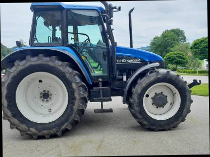 New Holland TS110