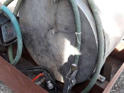 Bild 3:Dieseltank, 330 l mobile Tankstelle NIRO mit Wanne