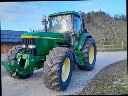 John deere 6910