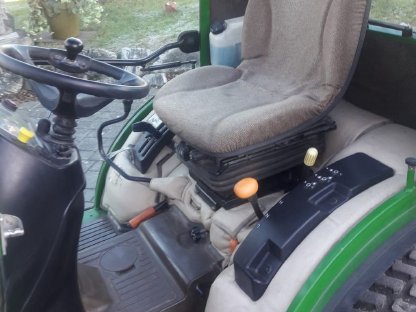 Bild 8:John Deere 2320