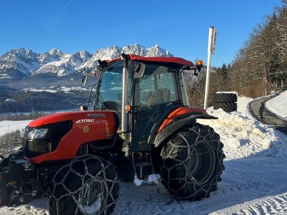 Neuwertiger Kubota Traktor M7060